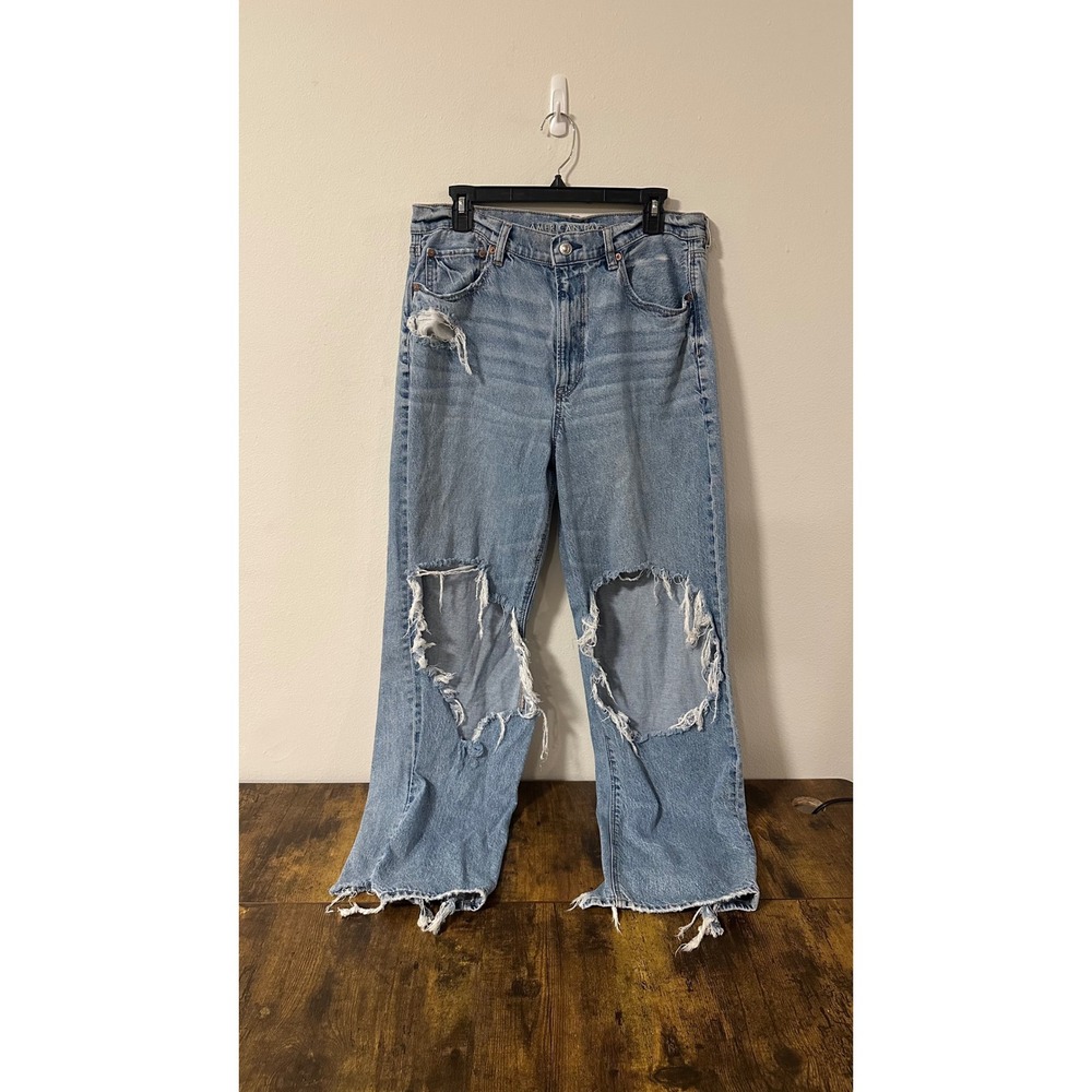 American Eagle Strigid Highest Rise Distressed Wide Leg Jeans Size 14 regular
